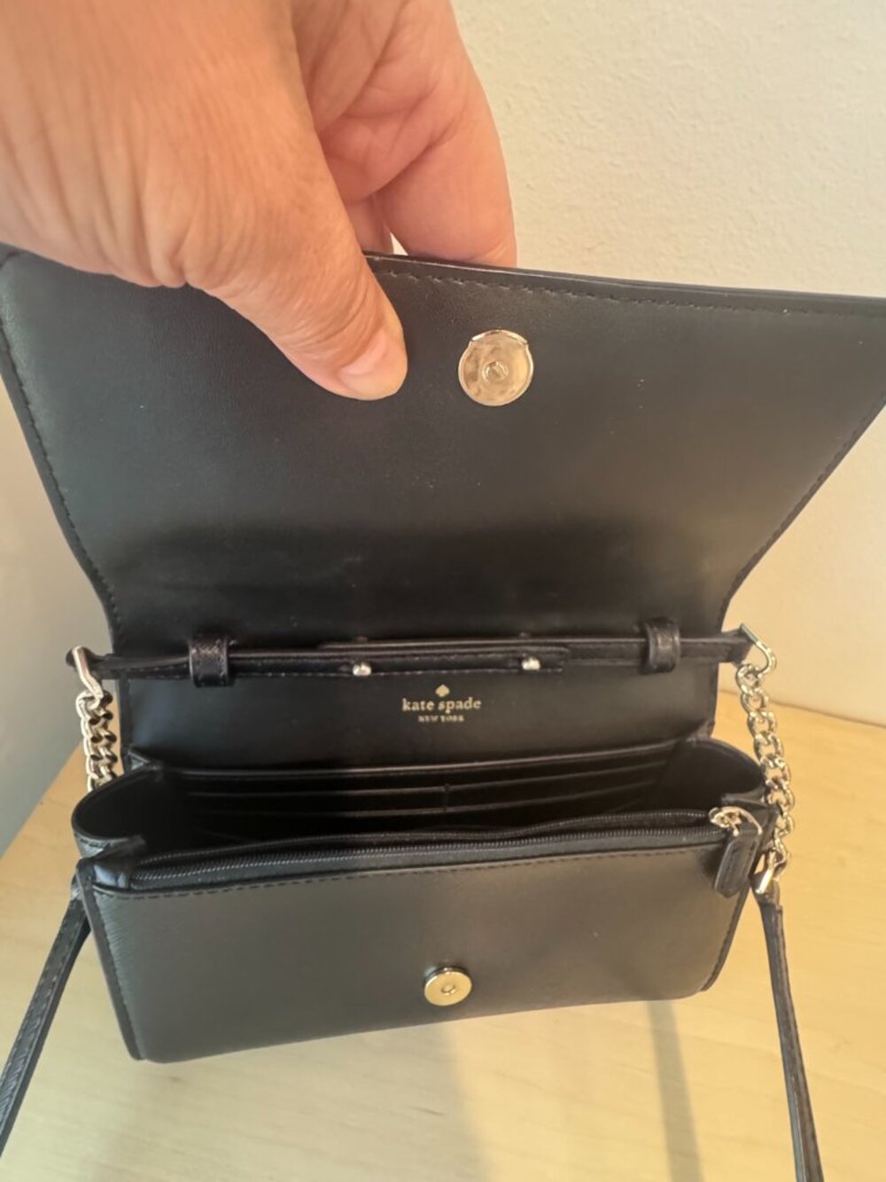Kate Spade Staci Small Flap Crossbody – Beige & Black – Saffiano Leather 🔥 - Picture 11 of 13